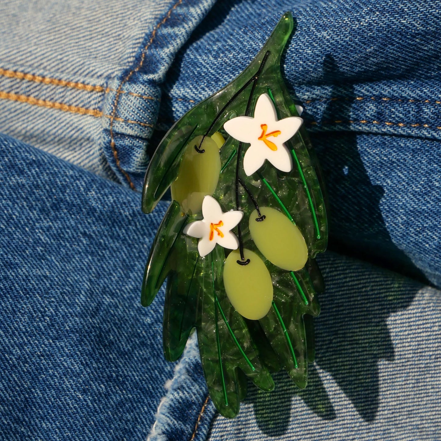 Jenny Lemons Large Claw Clip - Olive Branch