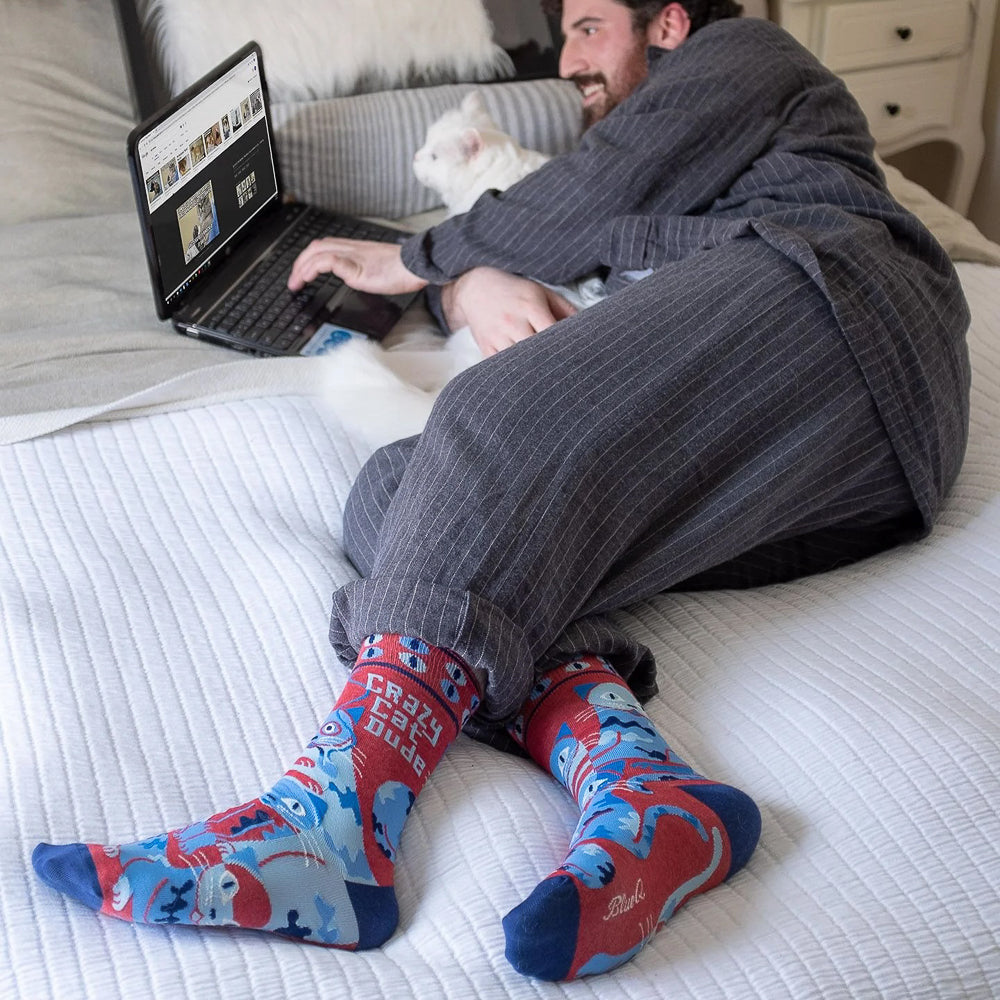 BlueQ Men's Crew Socks - Crazy Cat Dude