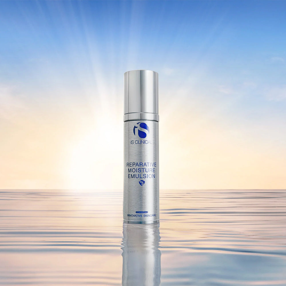 iS Clinical Reparative Moisture Emulsion