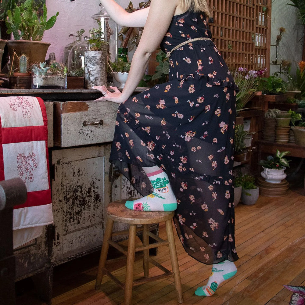 BlueQ Women's Crew Socks - Proud Plant Mom