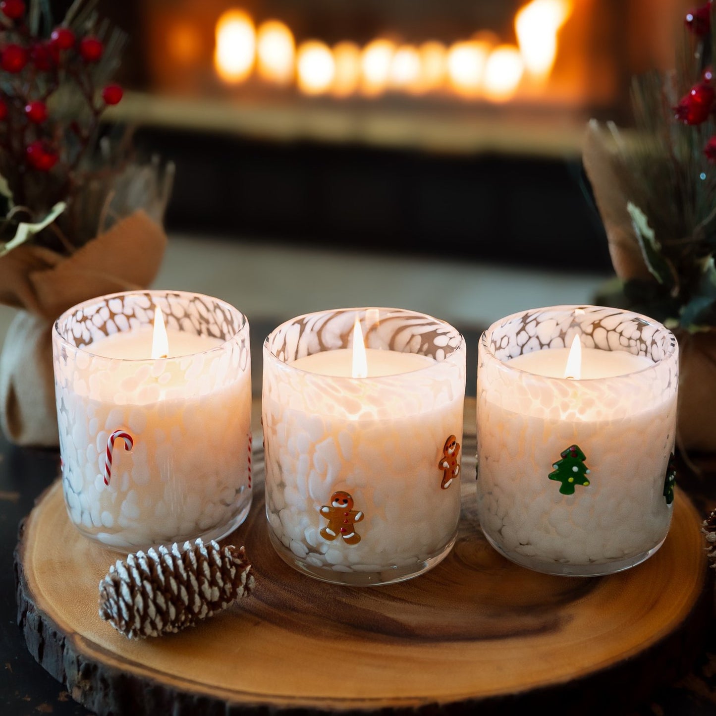 The SOi Co. Holiday Candle - Candy Cane