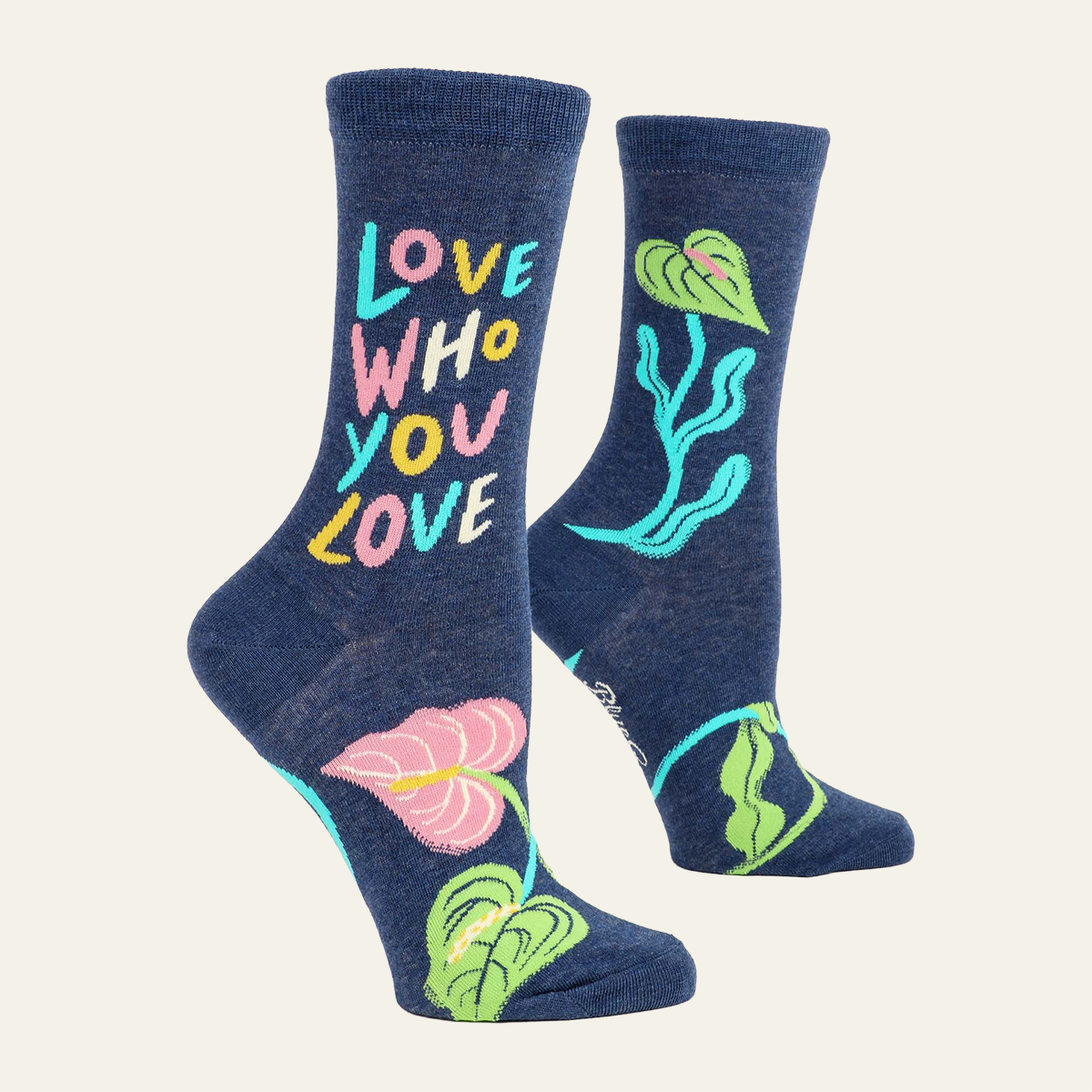 BlueQ Women's Crew Socks - Love Who You Love