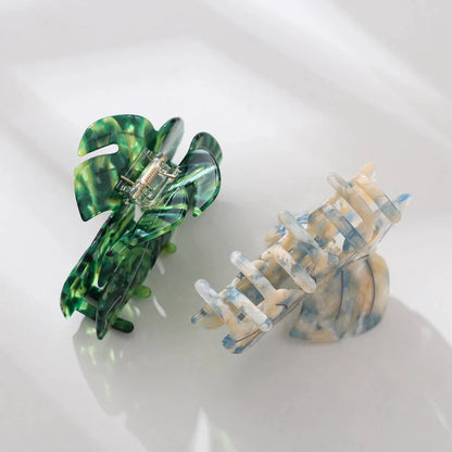 Adorro Monstera Leaf Hand Painted Claw Clip